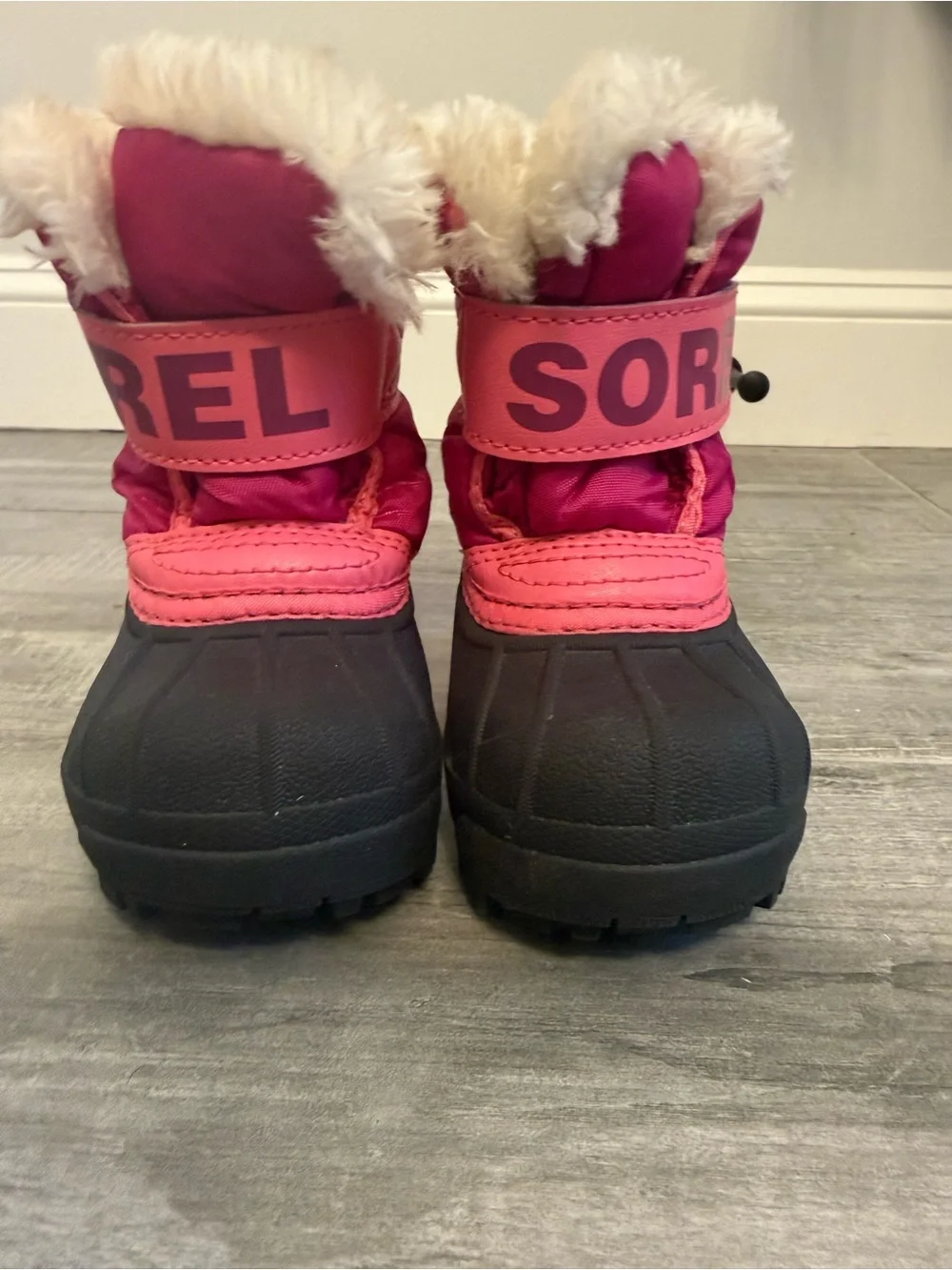 Sorel Kids Pink Magenta Winter Snow Boots with Faux Fur Trim 4 Toddler